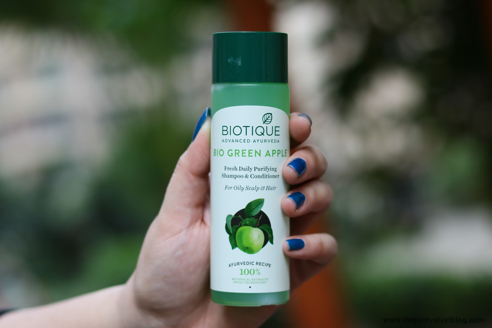 Biotique Bio Green Apple Fresh Daily Purifying Shampoo 650ml